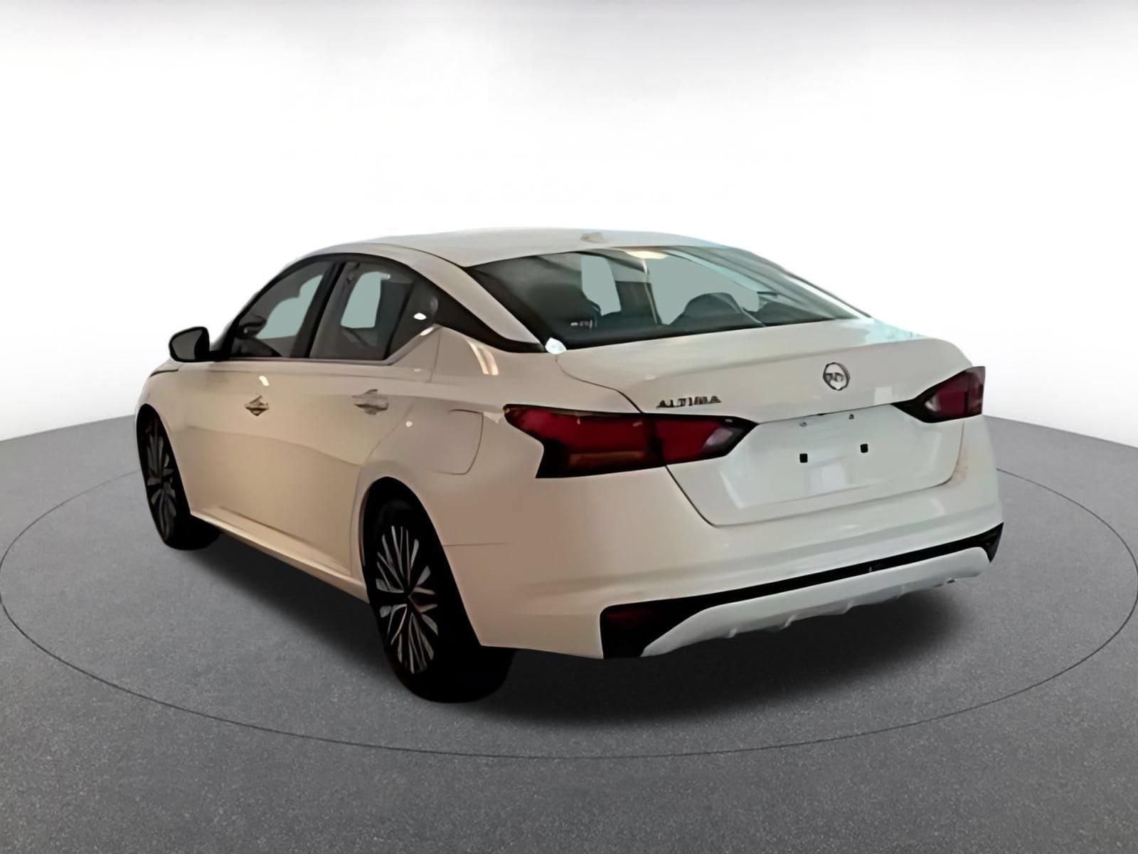 Thumbnail: 2025 Nissan Altima - 13