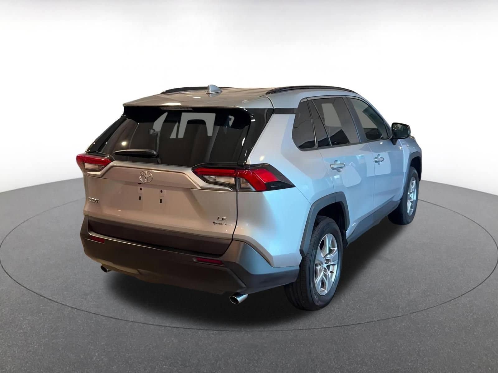Thumbnail: 2025 Toyota RAV4 - 15