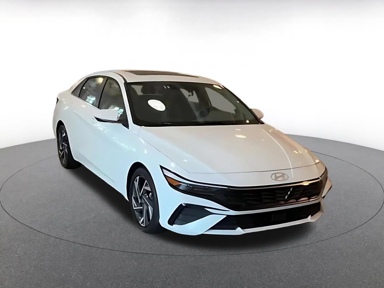 Thumbnail: 2025 Hyundai Elantra - 3