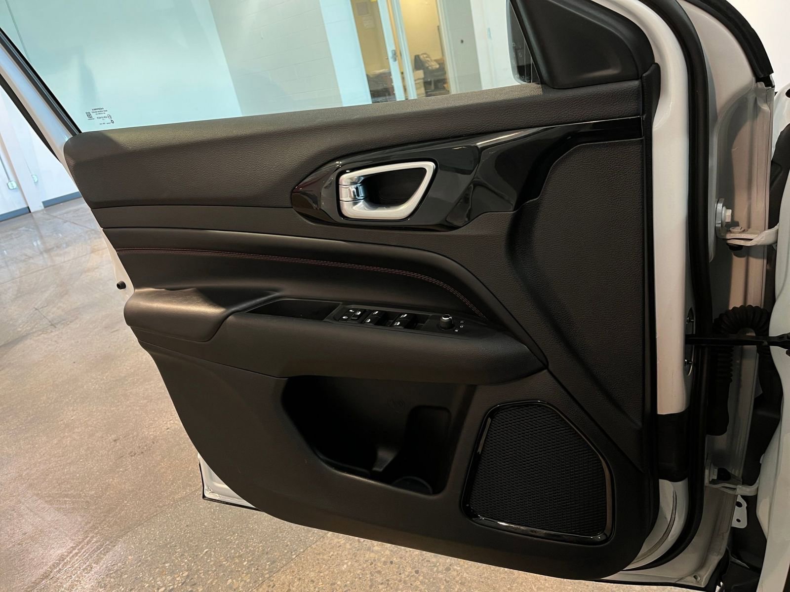 Thumbnail: 2025 Jeep Compass - 18