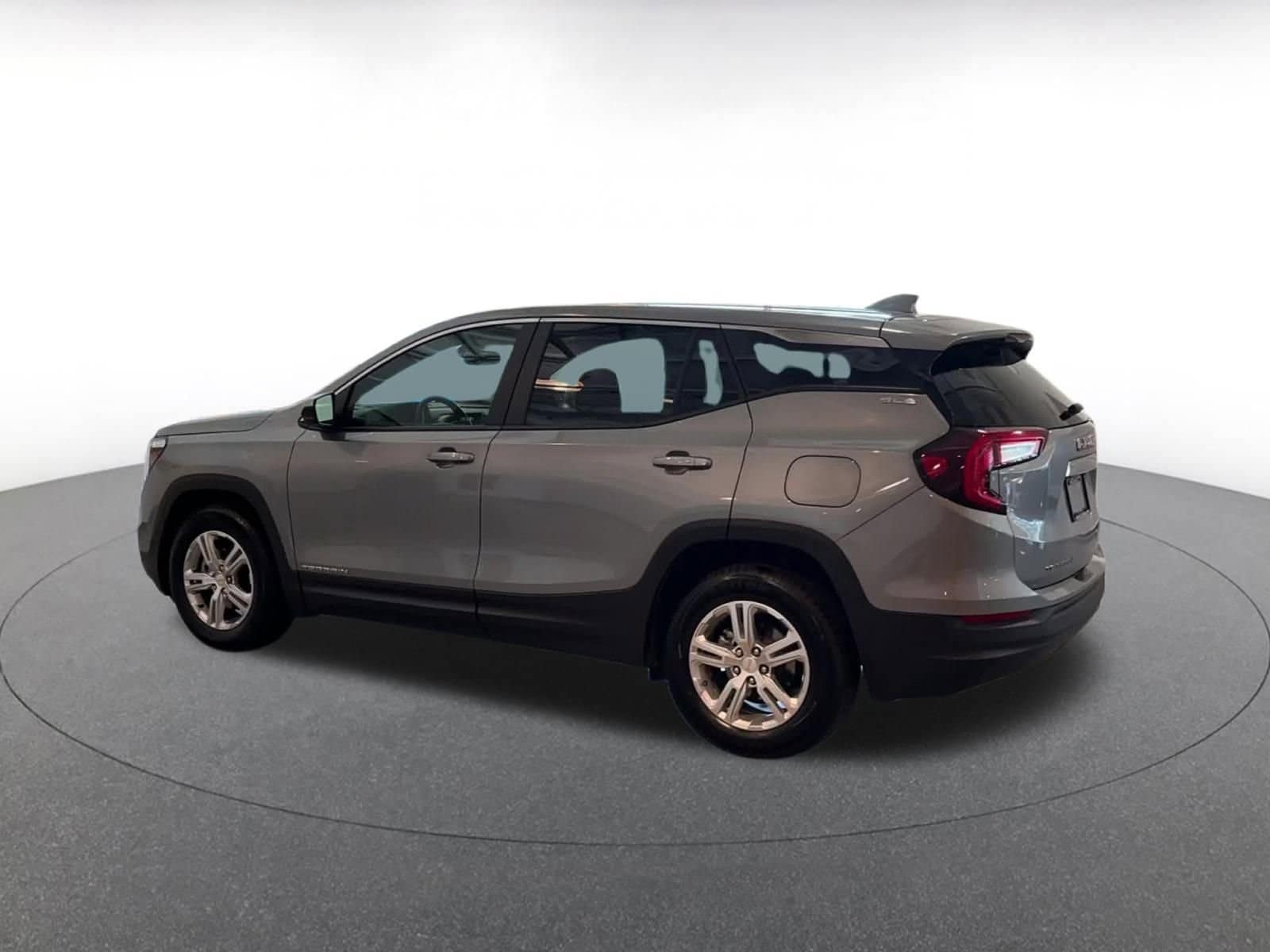 Thumbnail: 2024 GMC Terrain - 10