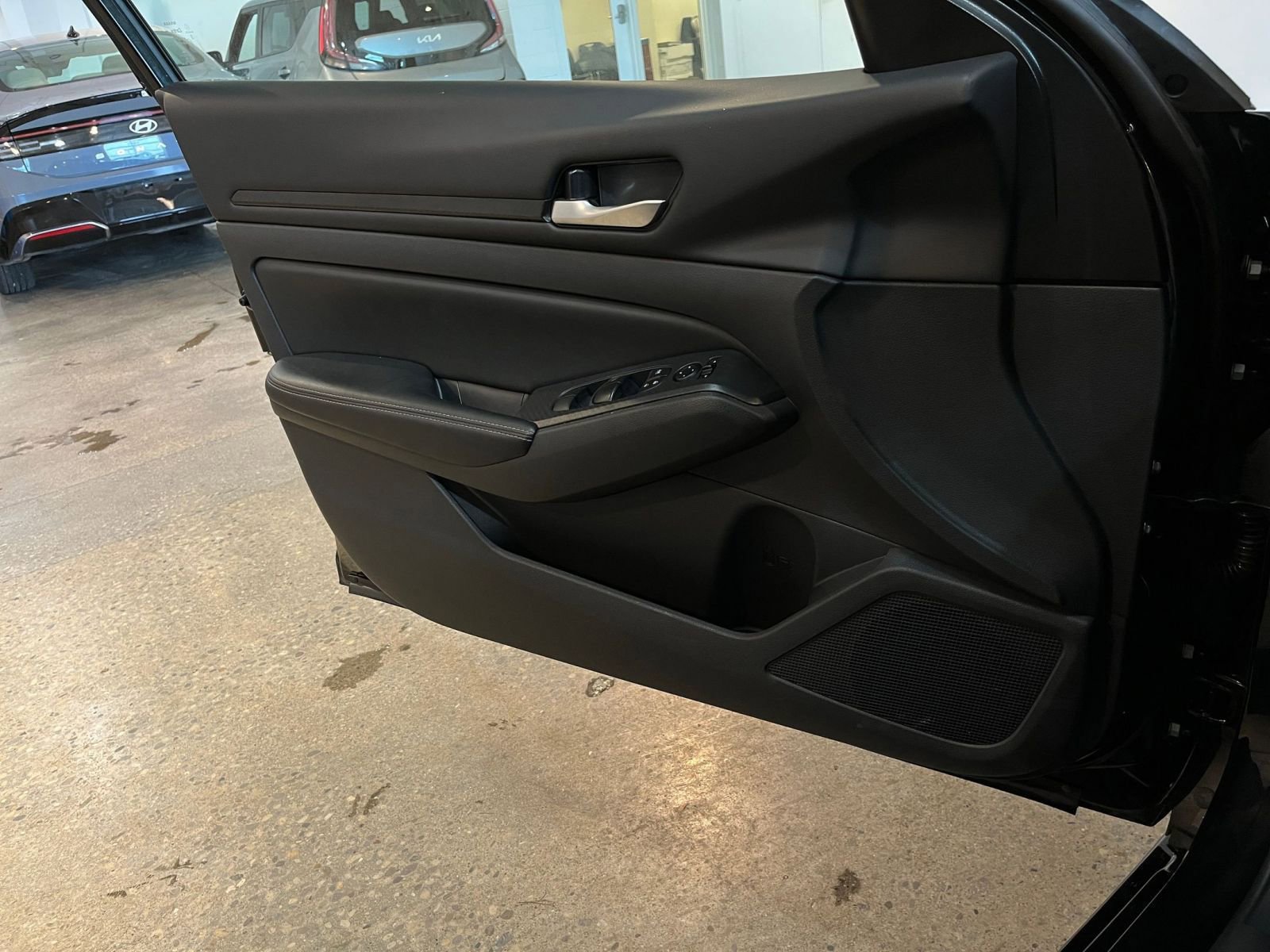 Thumbnail: 2025 Nissan Altima - 18