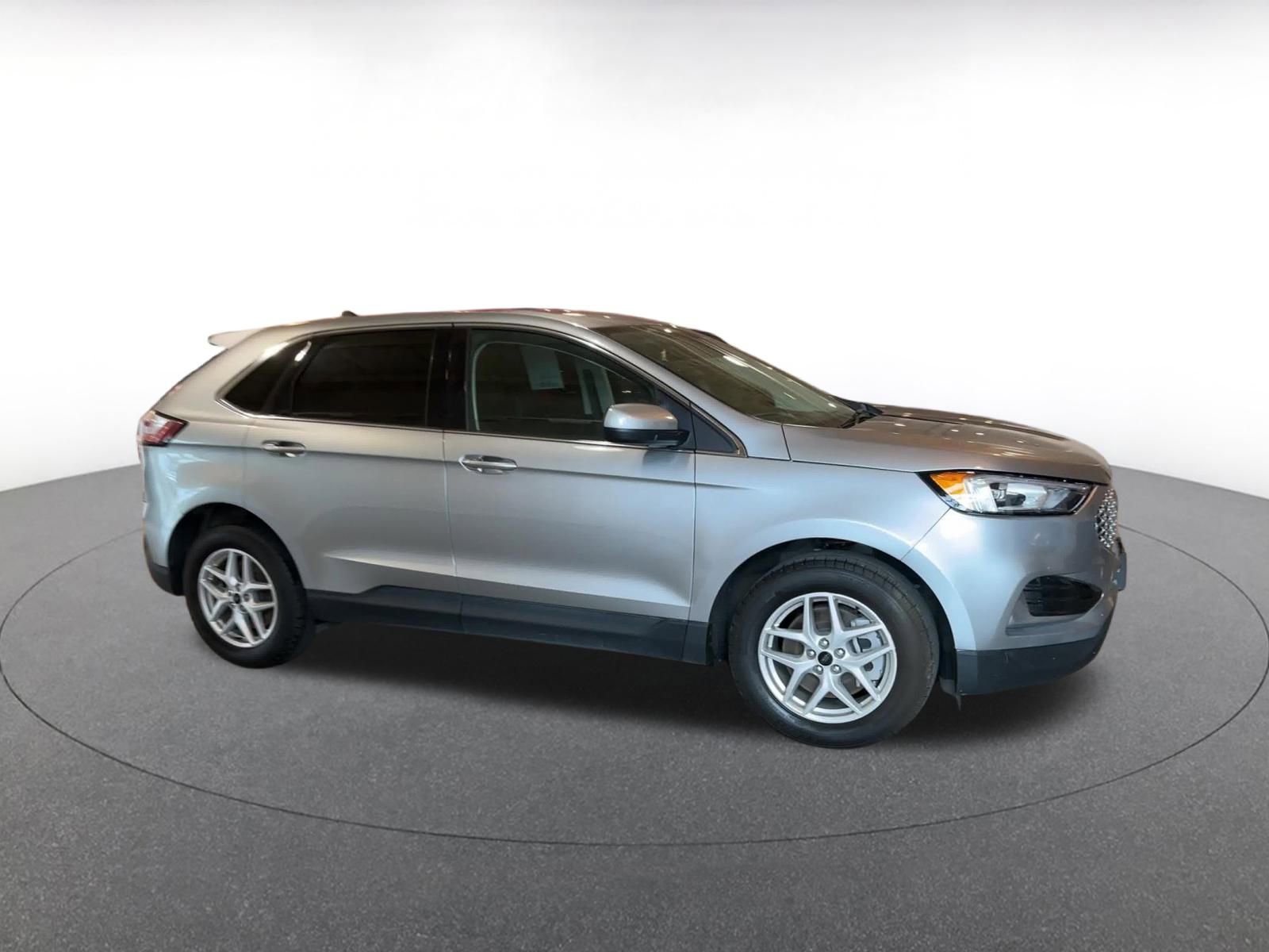 Thumbnail: 2024 Ford Edge - 2