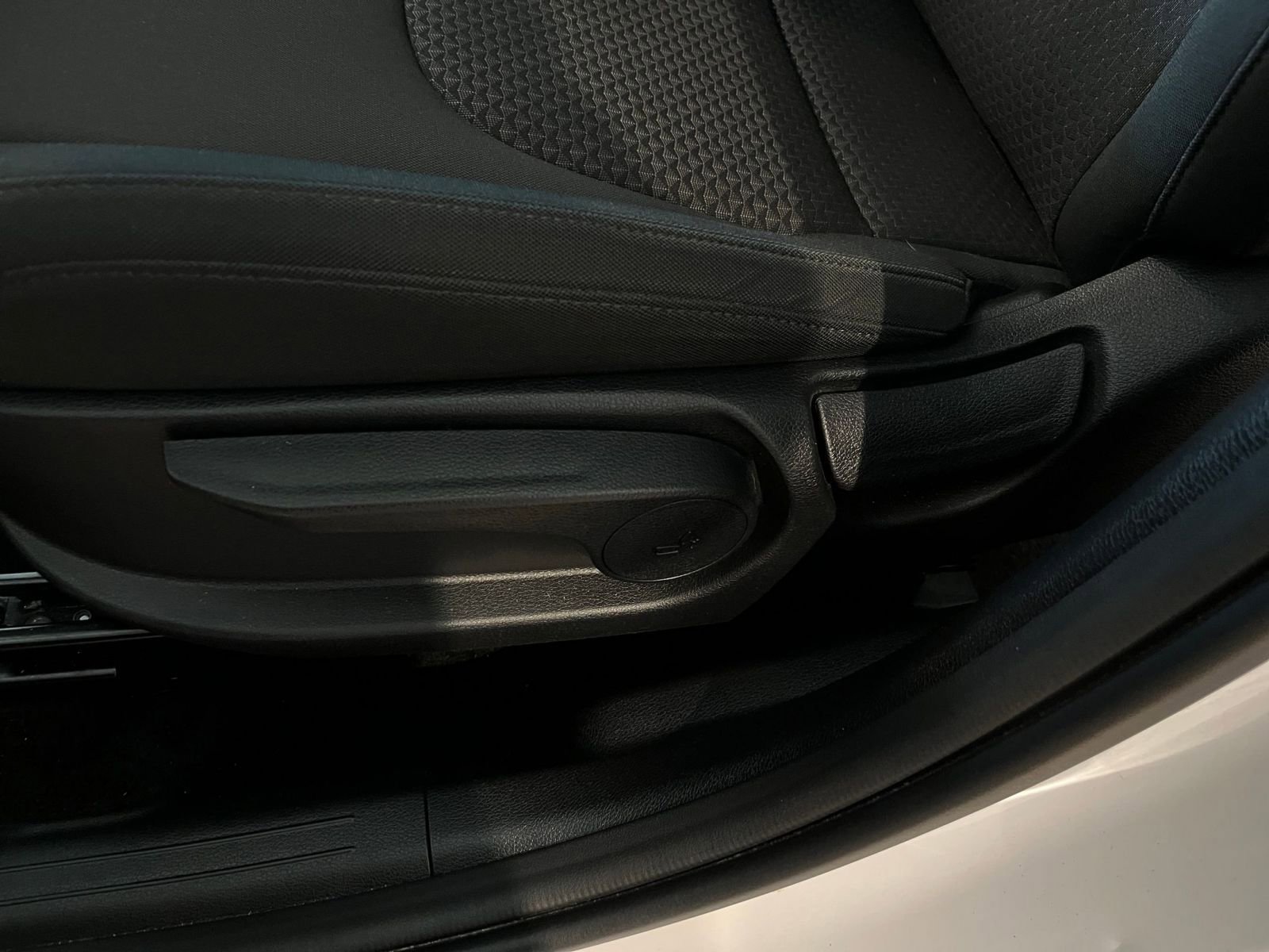 Thumbnail: 2025 Kia Sportage - 22