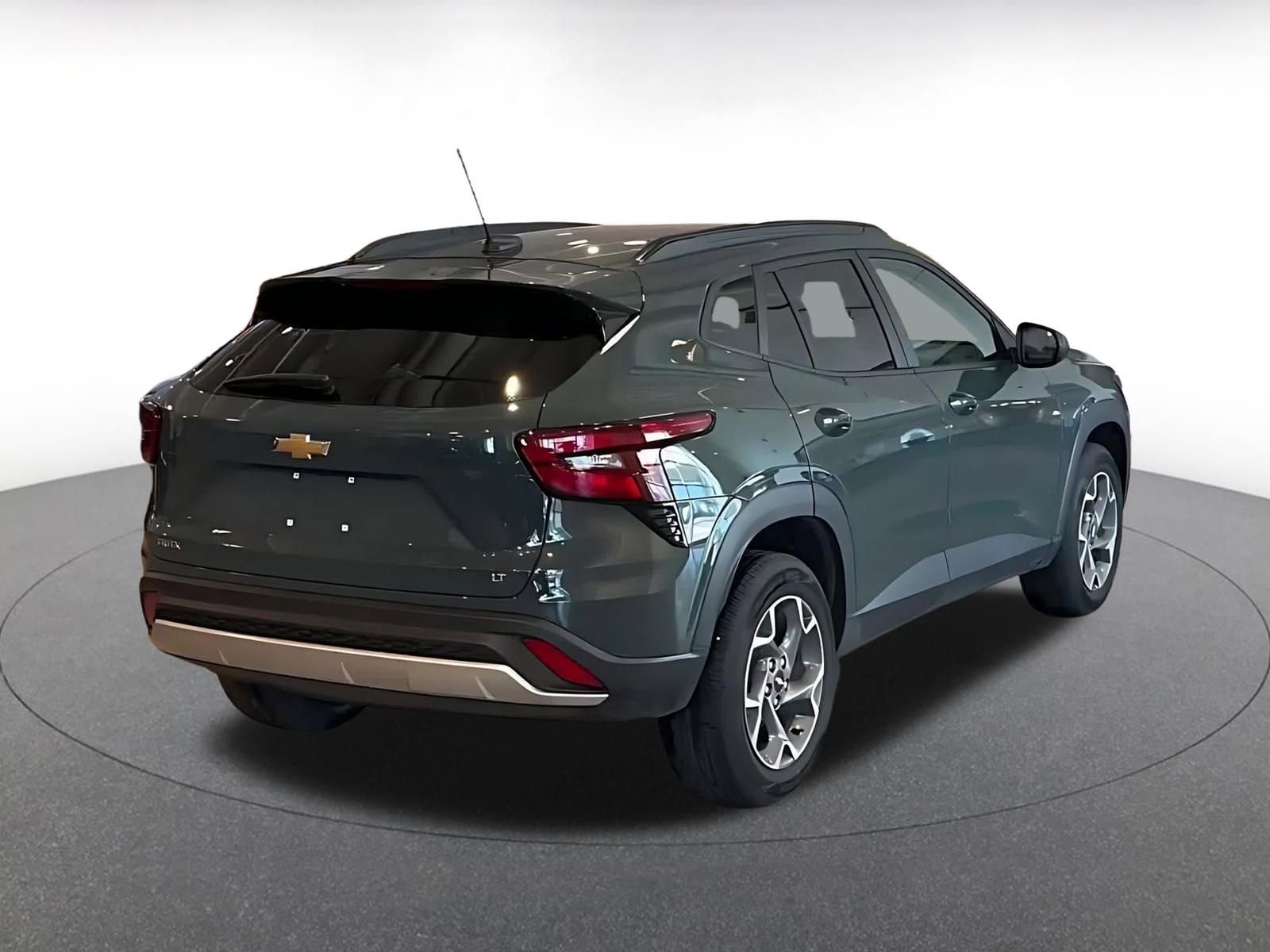 Thumbnail: 2025 Chevrolet Trax - 15