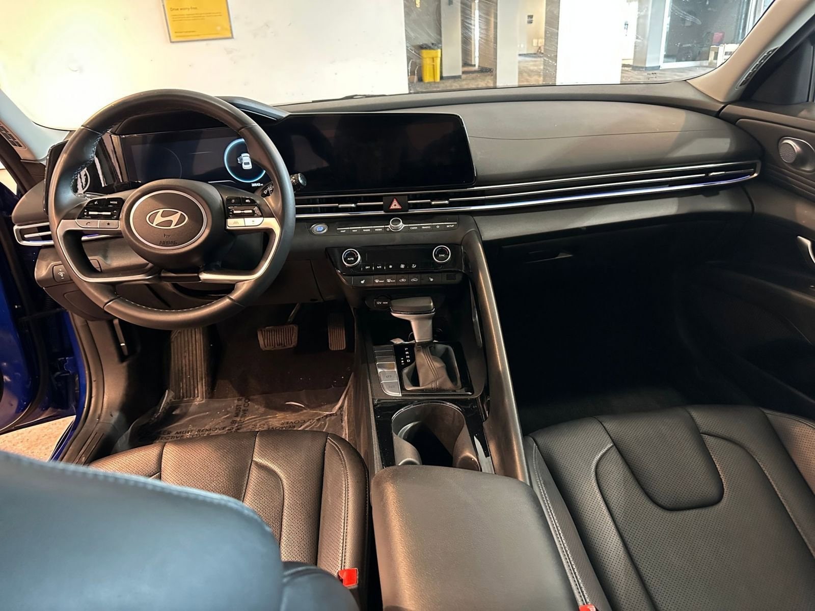 Thumbnail: 2025 Hyundai Elantra - 33