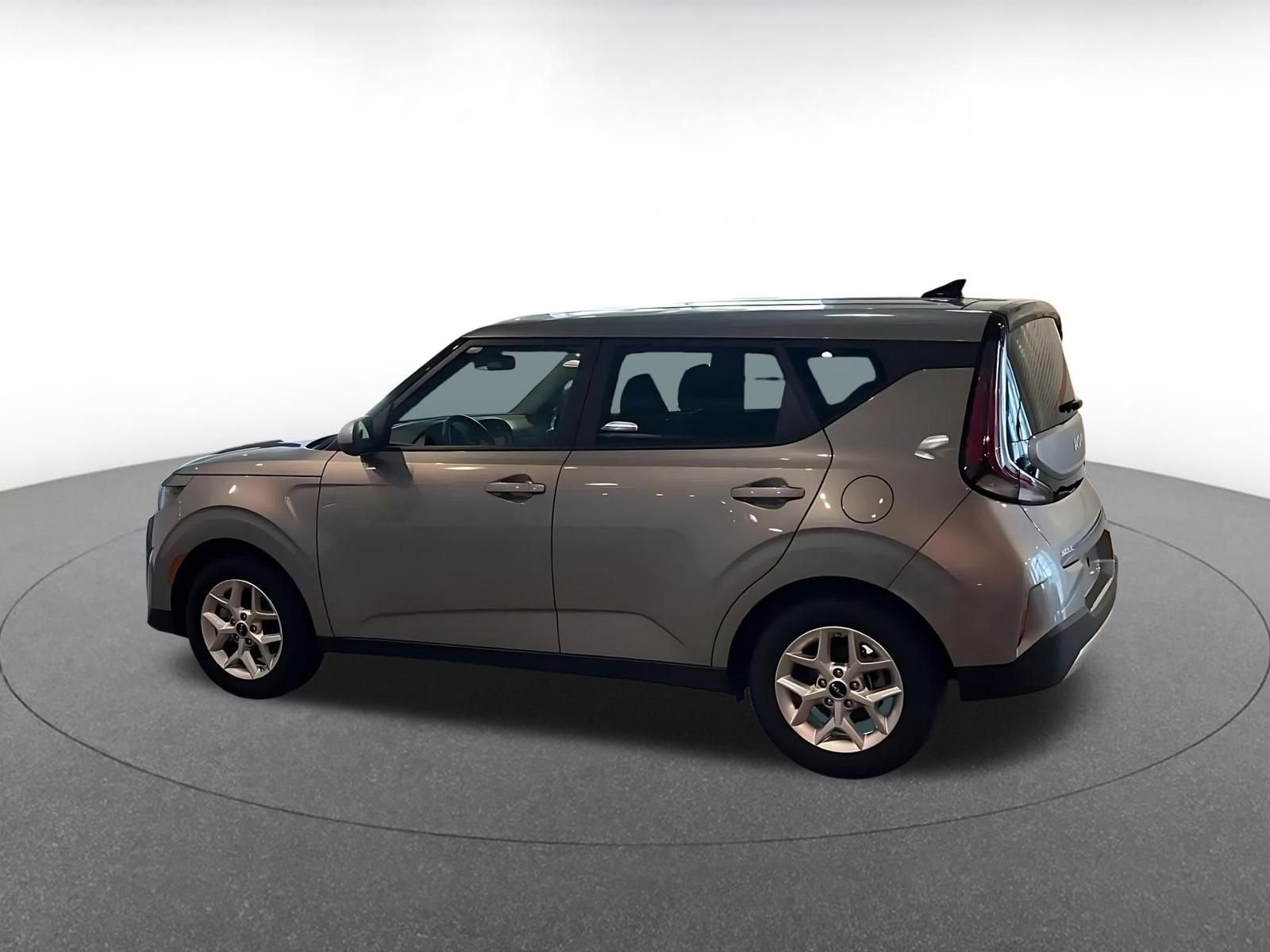 Thumbnail: 2025 Kia Soul - 10