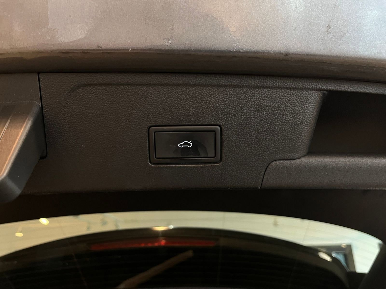 Thumbnail: 2025 Volkswagen Atlas - 23