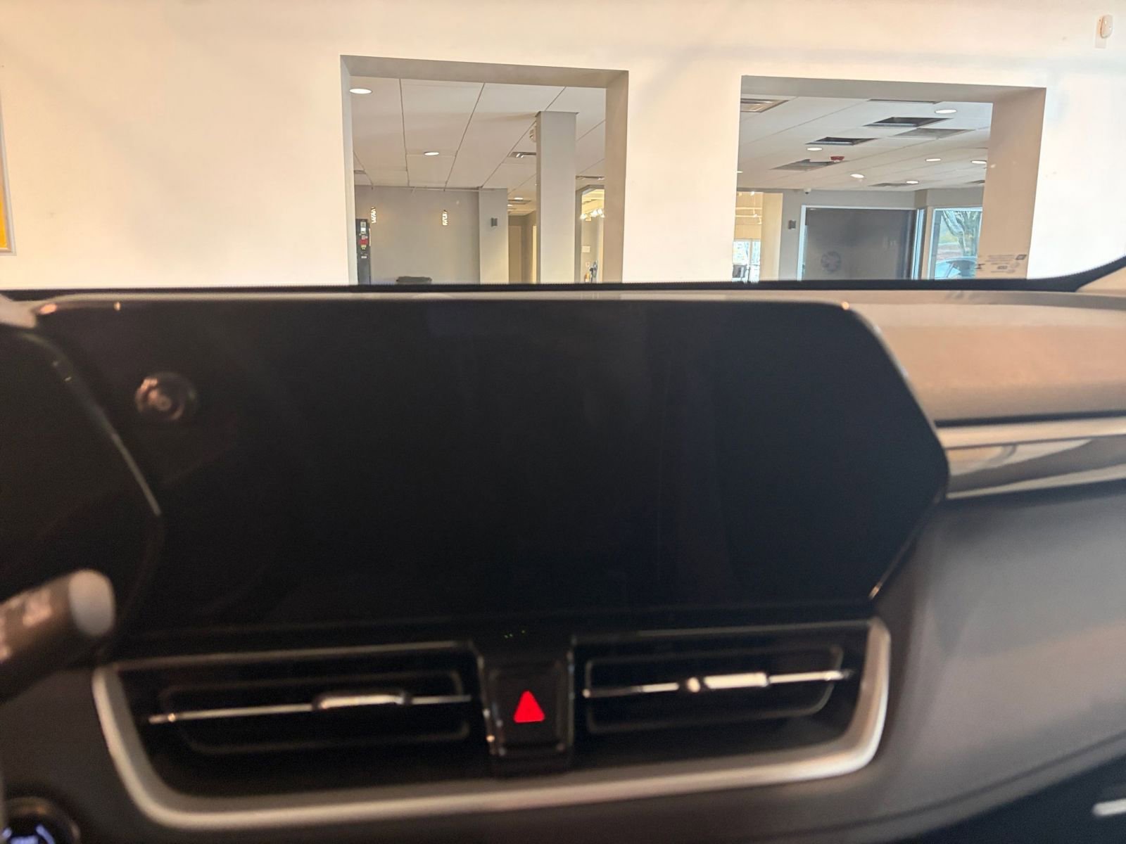 Thumbnail: 2025 Chevrolet TrailBlazer - 18