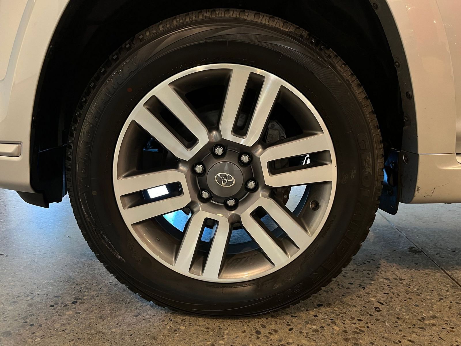 Thumbnail: 2024 Toyota 4Runner - 30