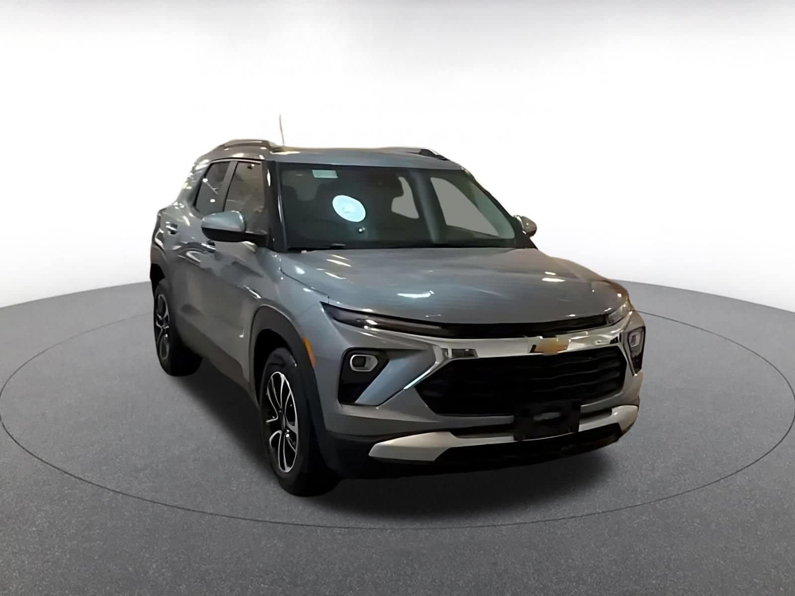 Thumbnail: 2025 Chevrolet TrailBlazer - 3