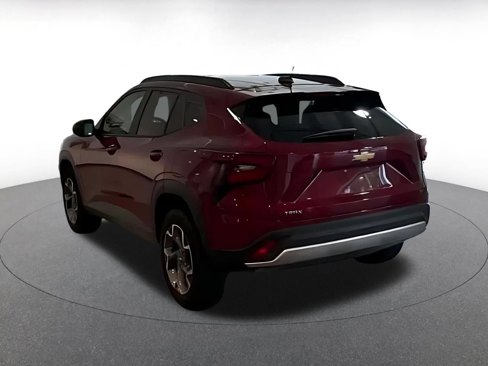 Thumbnail: 2025 Chevrolet Trax - 10