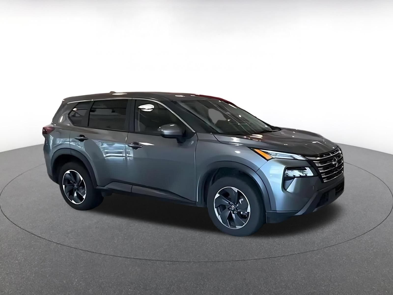 Thumbnail: 2025 Nissan Rogue - 2