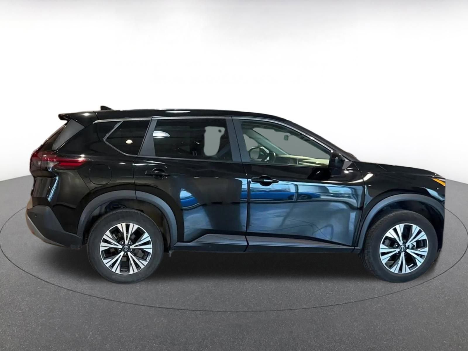 Thumbnail: 2023 Nissan Rogue - 16