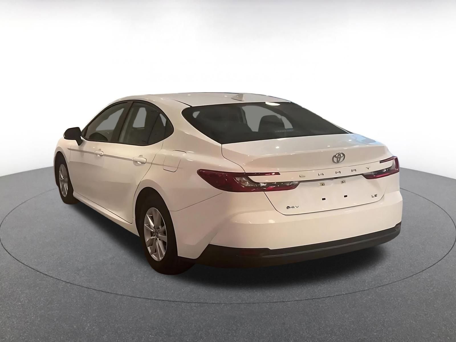 Thumbnail: 2025 Toyota Camry - 11