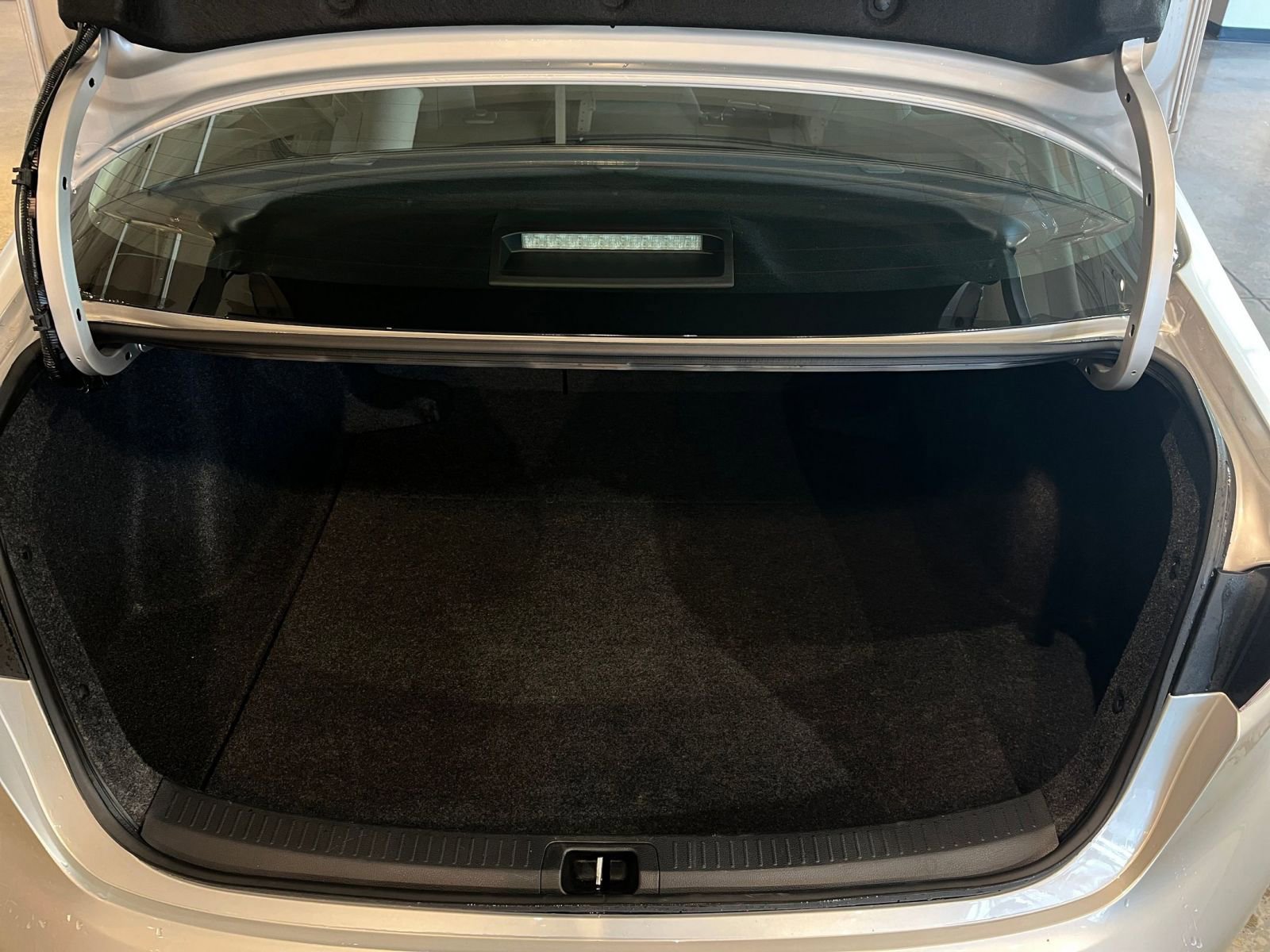 Thumbnail: 2025 Toyota Corolla - 31