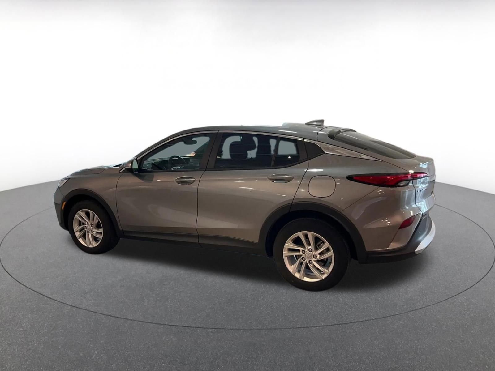 Thumbnail: 2025 Buick Envista - 10