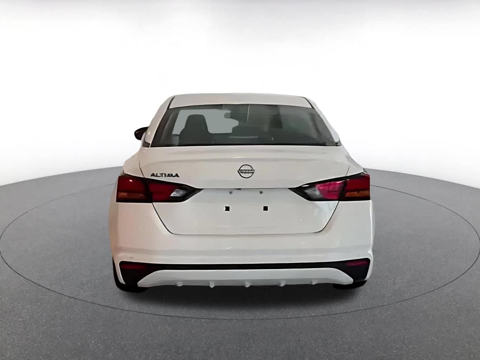 Thumbnail: 2025 Nissan Altima - 8