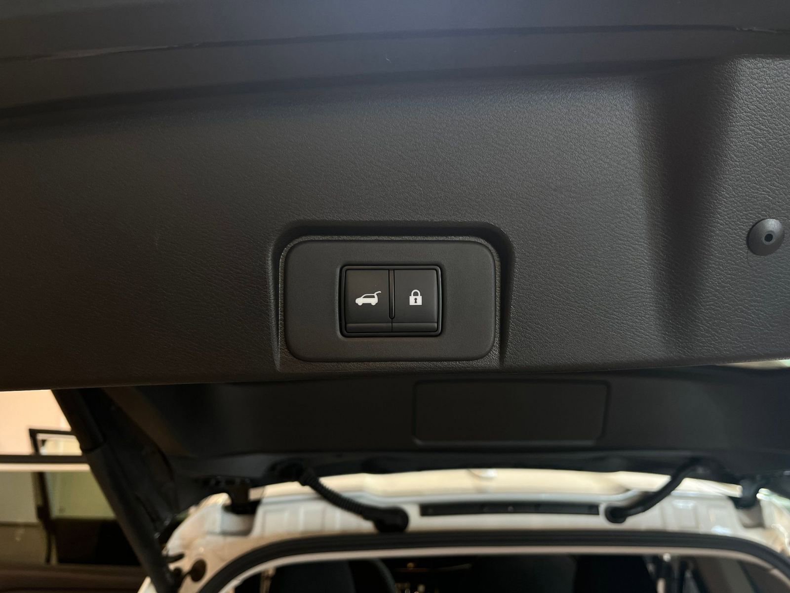 Thumbnail: 2025 Nissan Rogue - 23