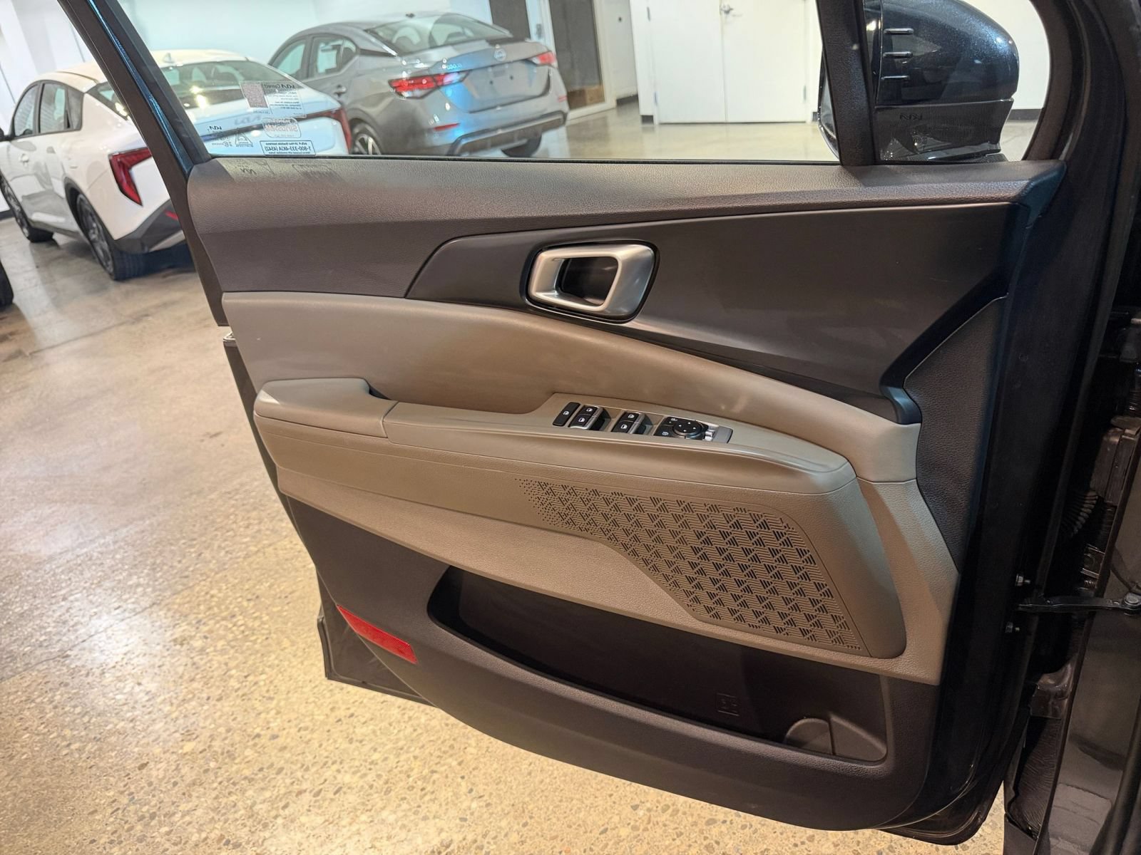 Thumbnail: 2026 Kia Carnival - 18