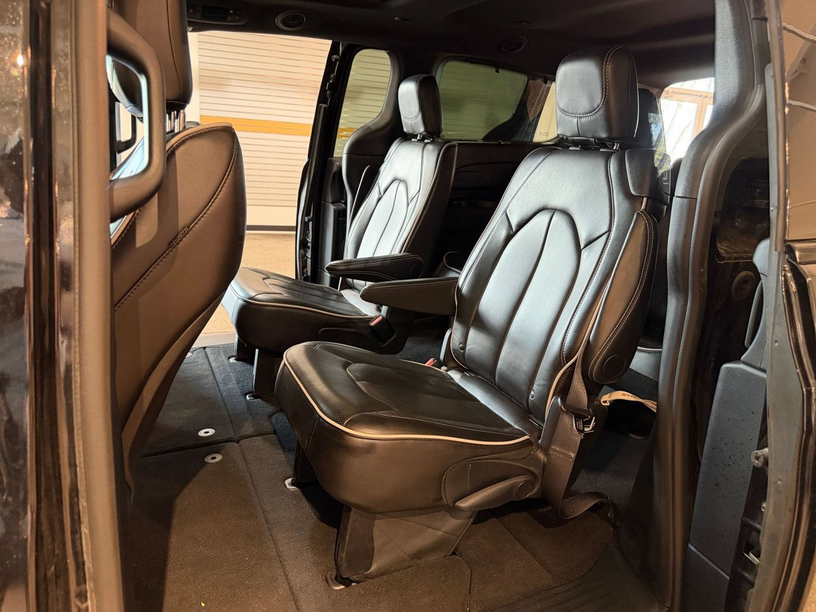 Thumbnail: 2025 Chrysler Pacifica - 23