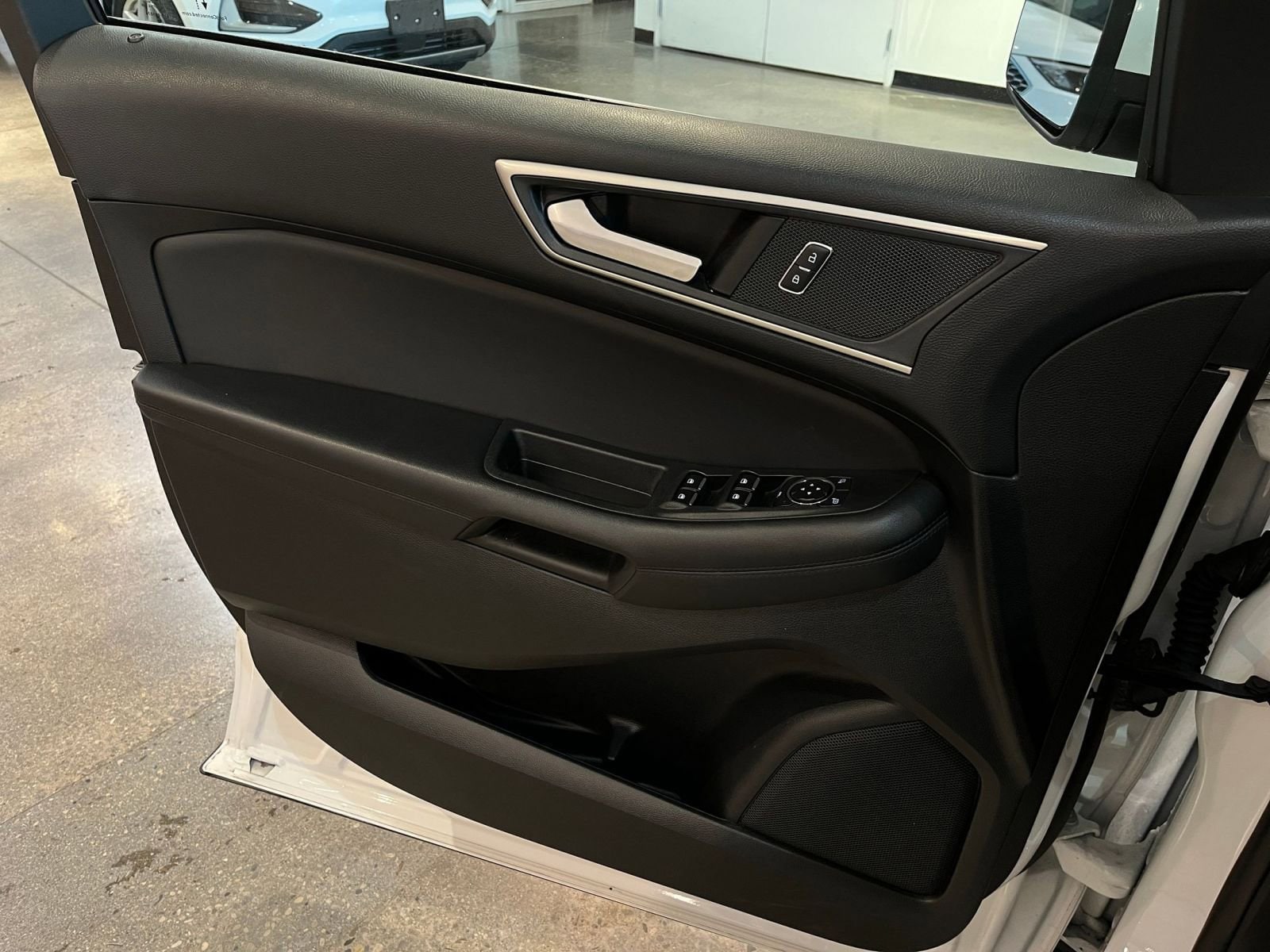 Thumbnail: 2024 Ford Edge - 20