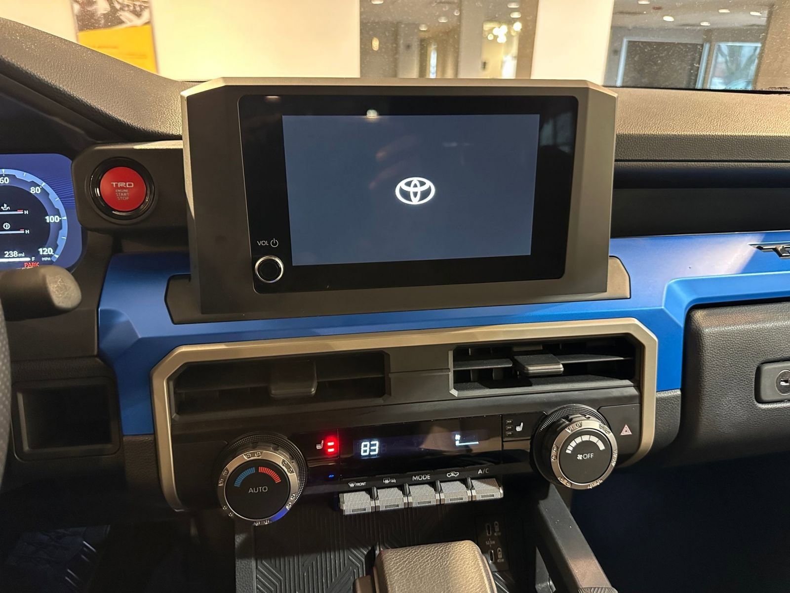 Thumbnail: 2025 Toyota Tacoma - 18