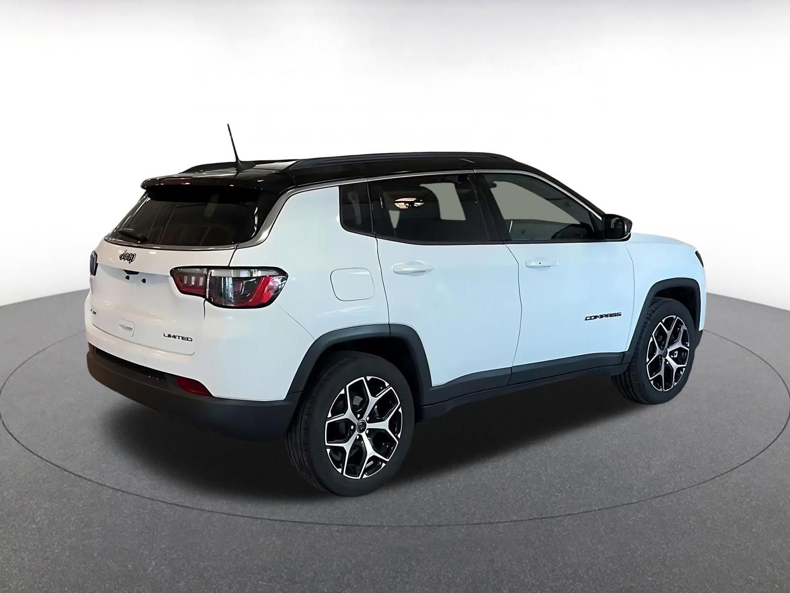 Thumbnail: 2025 Jeep Compass - 15