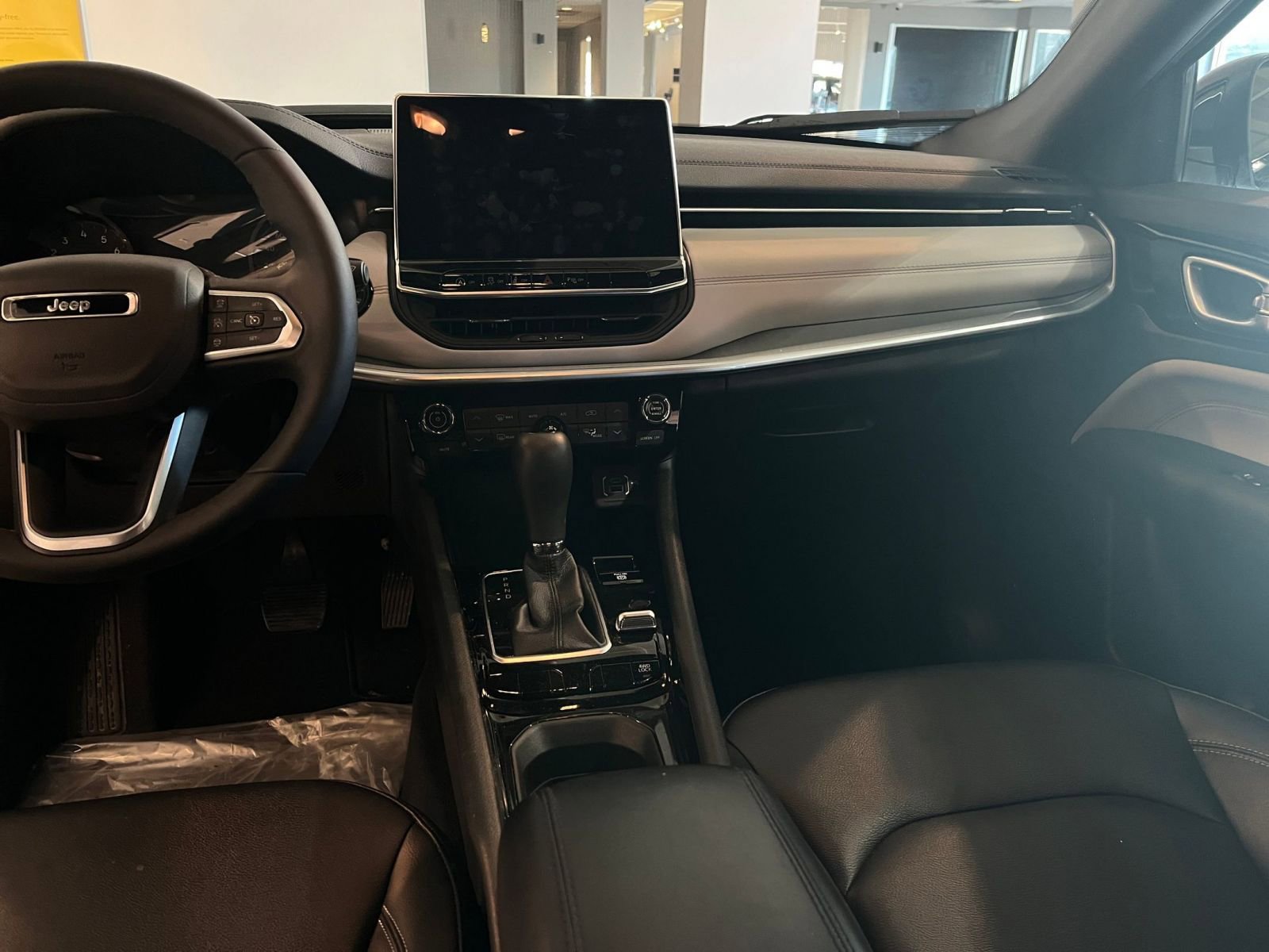 Thumbnail: 2025 Jeep Compass - 35