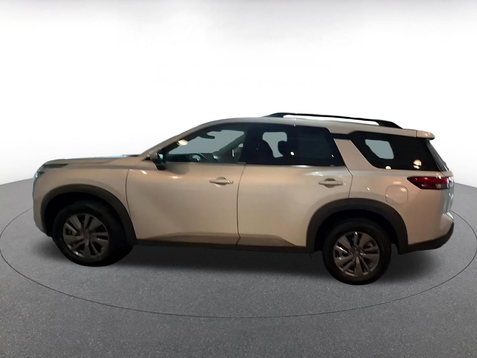 Thumbnail: 2025 Nissan Pathfinder - 9