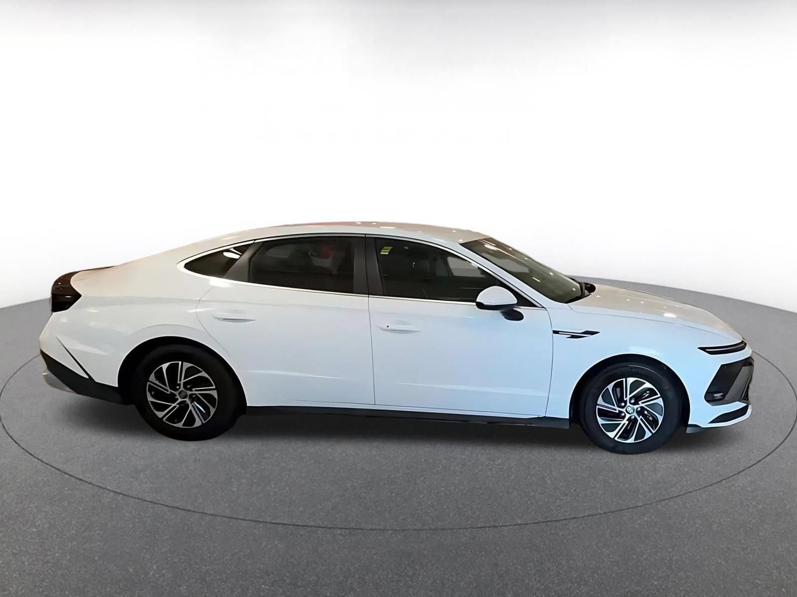 Thumbnail: 2026 Hyundai Sonata - 14