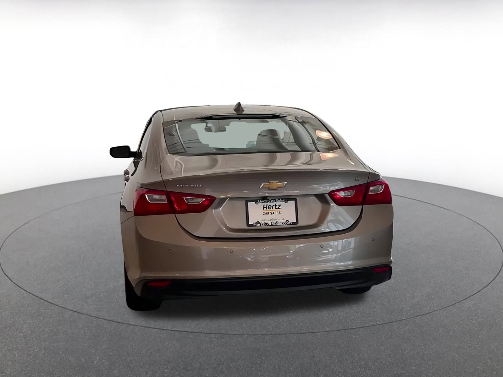 Thumbnail: 2024 Chevrolet Malibu - 12