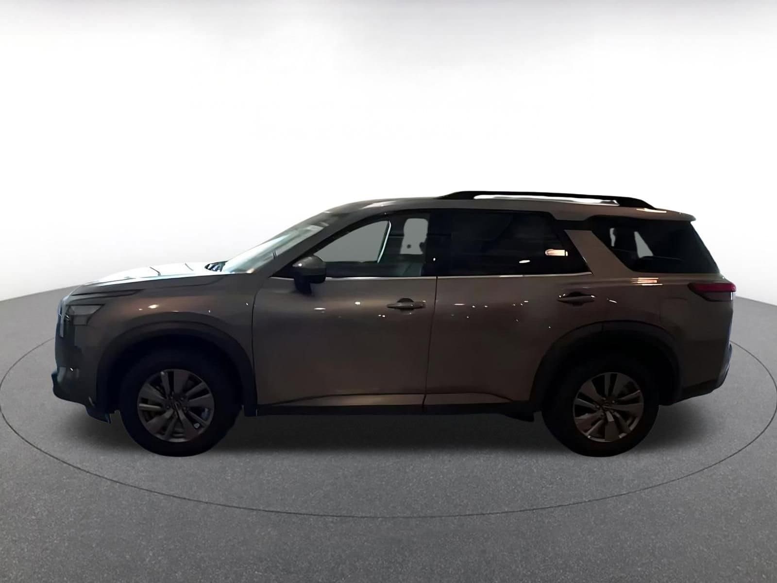 Thumbnail: 2025 Nissan Pathfinder - 8