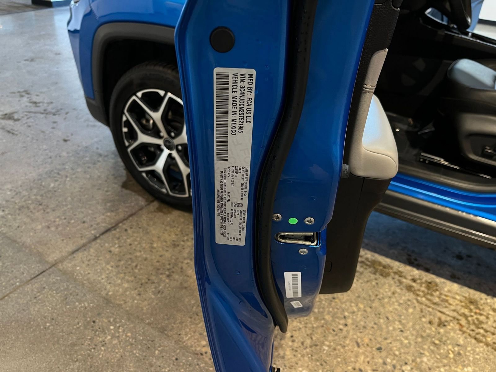 Thumbnail: 2025 Jeep Compass - 29