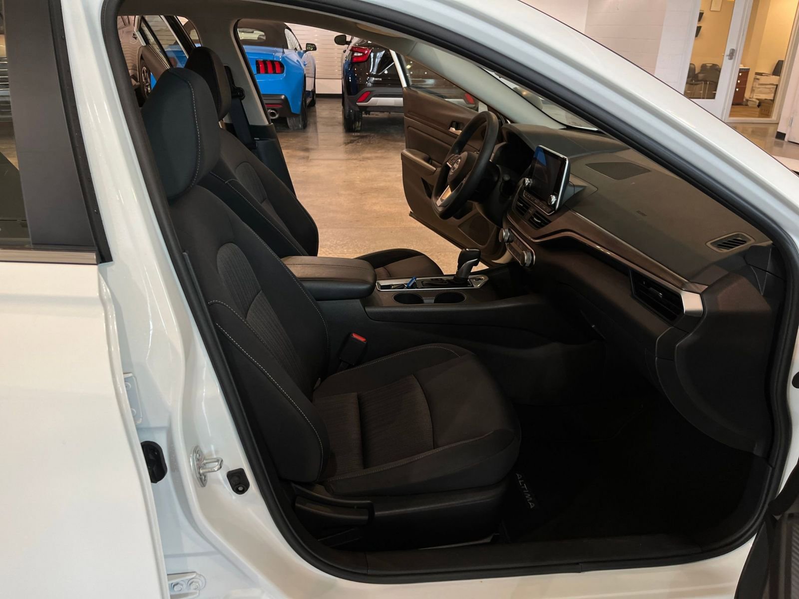 Thumbnail: 2025 Nissan Altima - 35