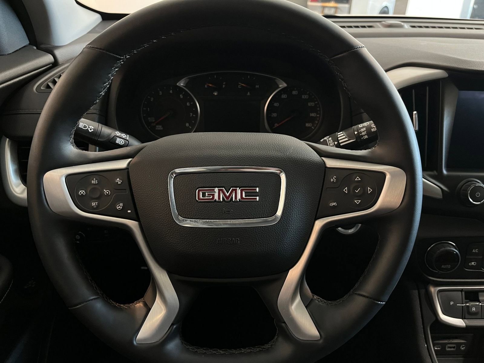 Thumbnail: 2024 GMC Terrain - 28
