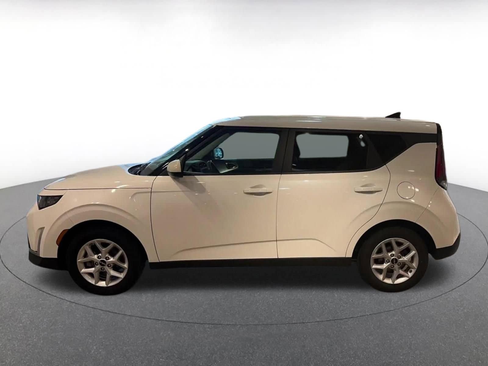 Thumbnail: 2025 Kia Soul - 9