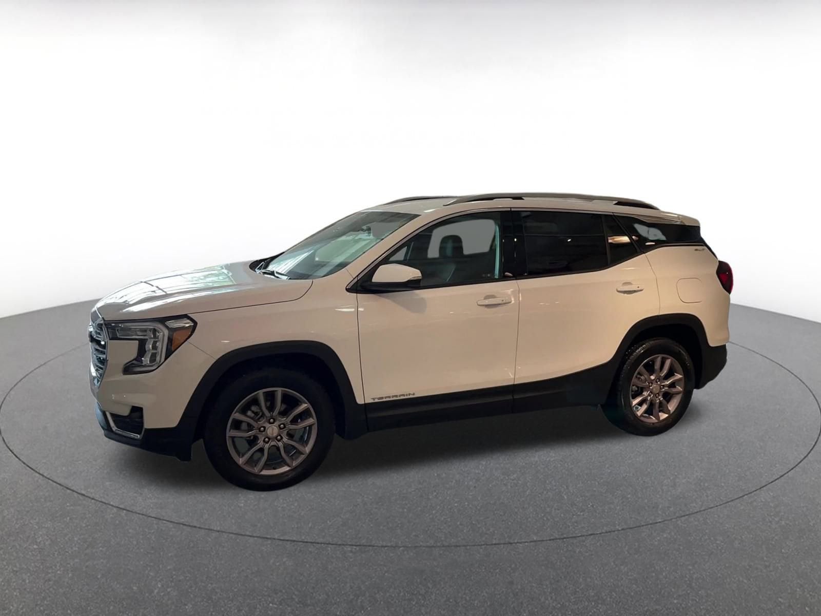 Thumbnail: 2024 GMC Terrain - 8
