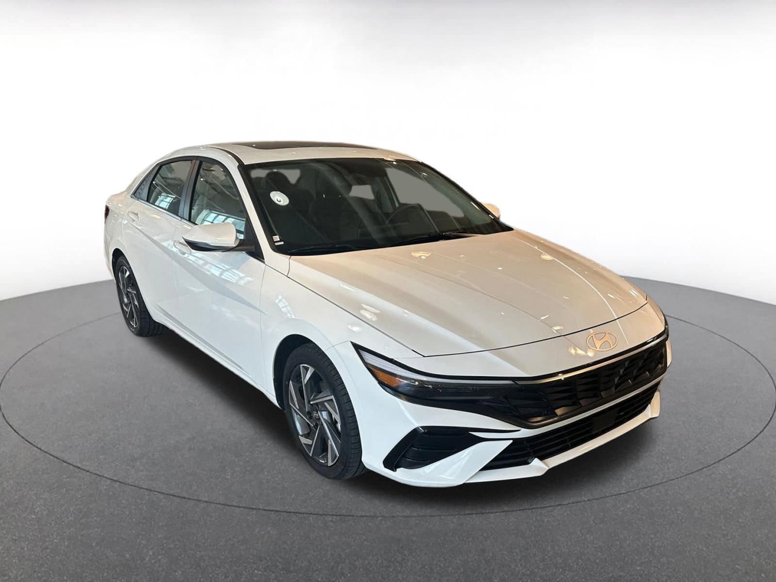 Thumbnail: 2025 Hyundai Elantra - 1