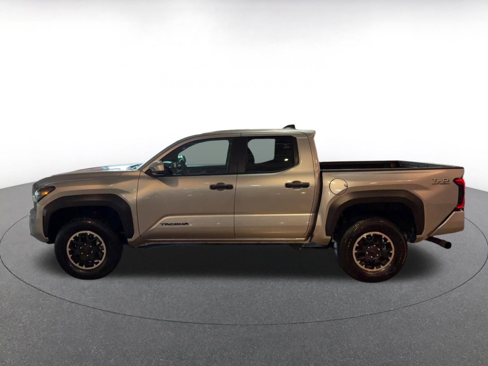 Thumbnail: 2025 Toyota Tacoma - 9