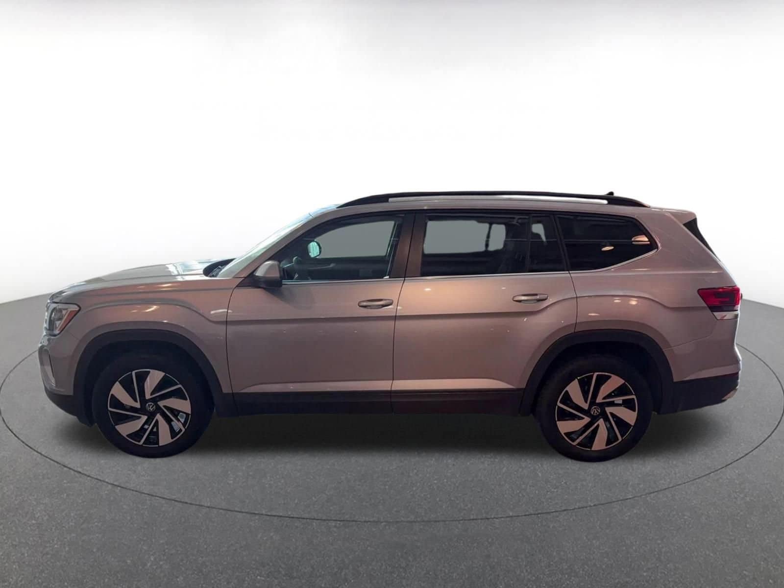 Thumbnail: 2025 Volkswagen Atlas - 9