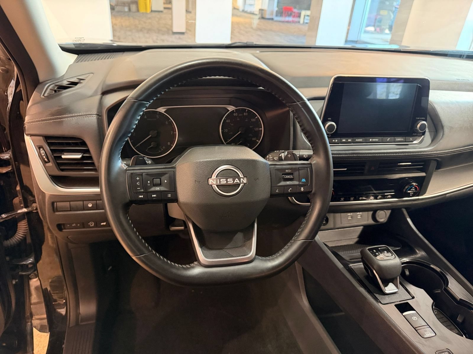 Thumbnail: 2025 Nissan Rogue - 28