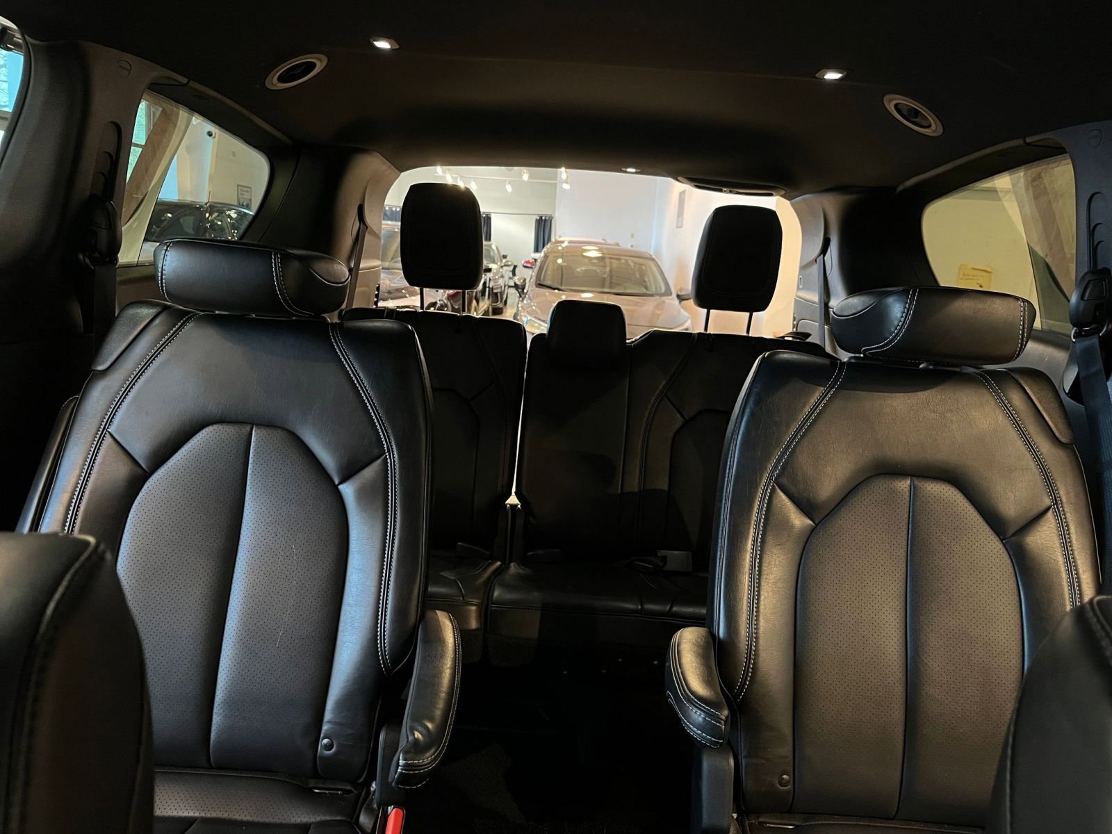 Thumbnail: 2025 Chrysler Pacifica - 30