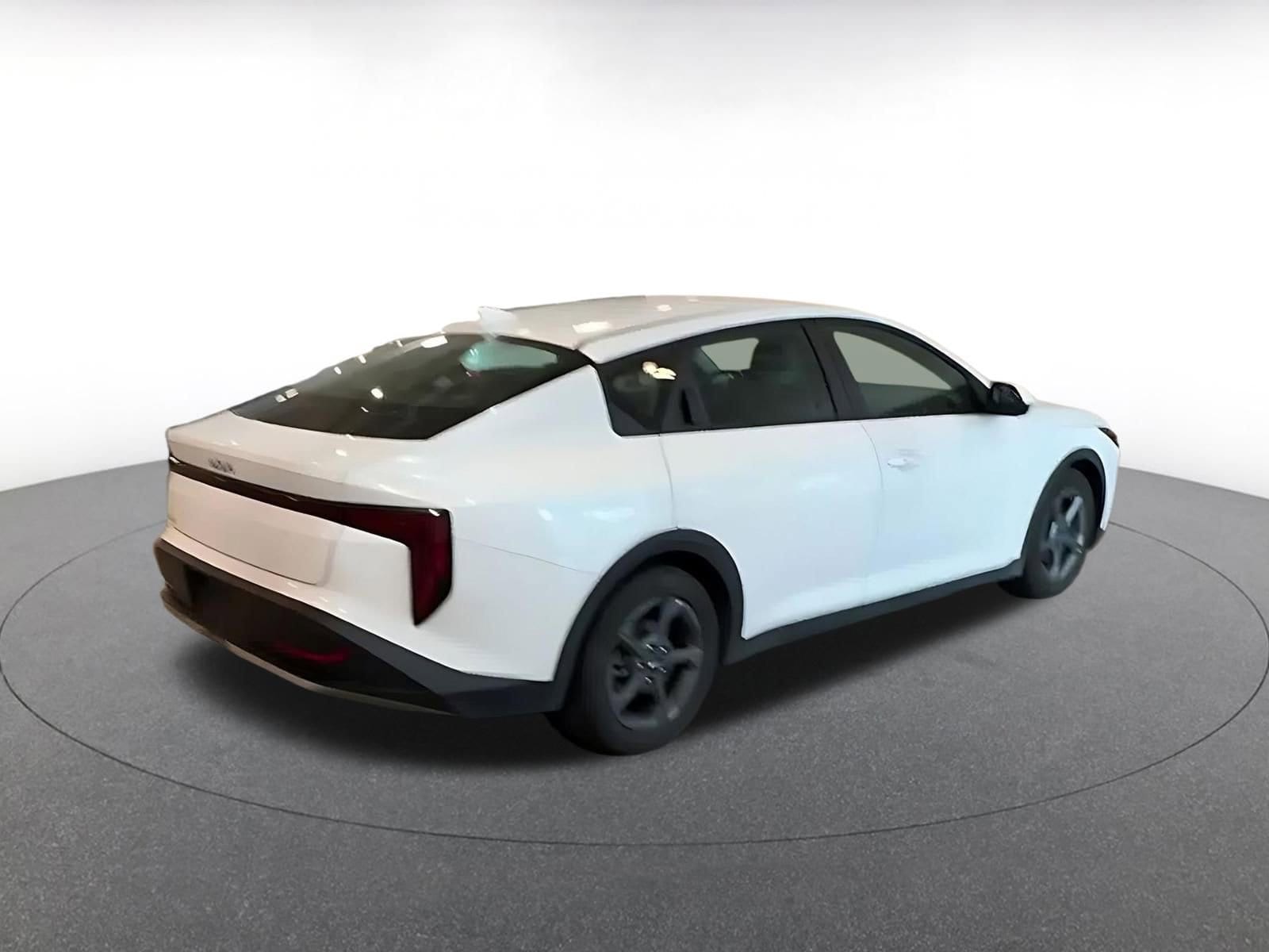 Thumbnail: 2025 Kia K4 - 12