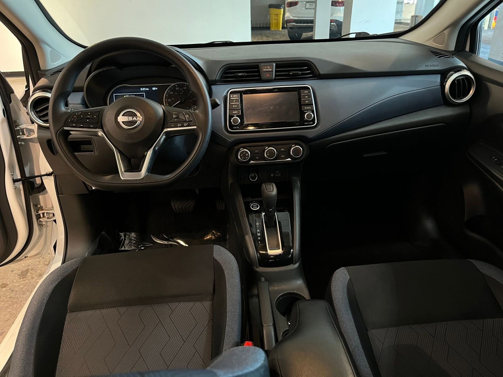 Thumbnail: 2025 Nissan Versa - 32