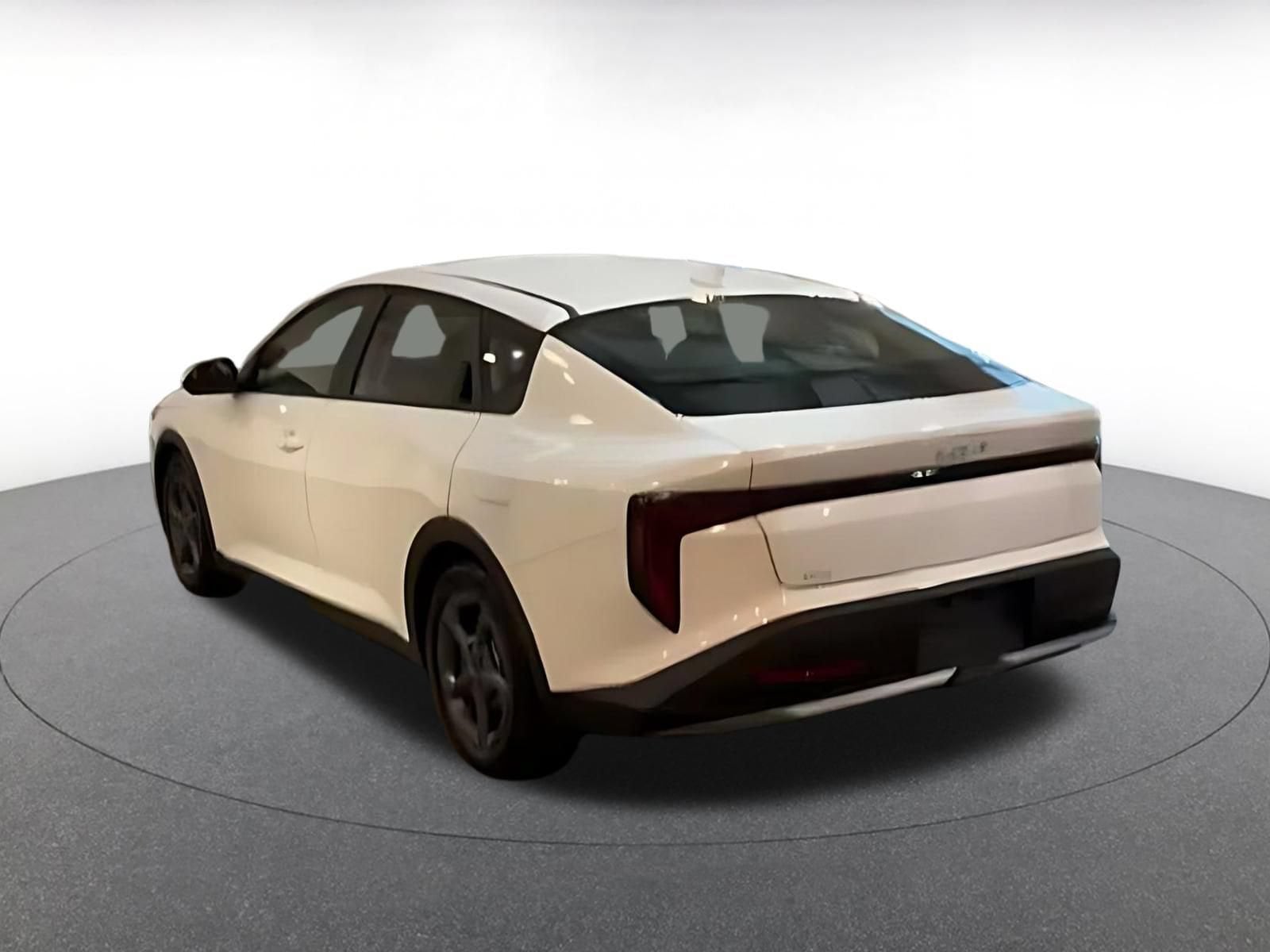 Thumbnail: 2026 Kia K4 - 6