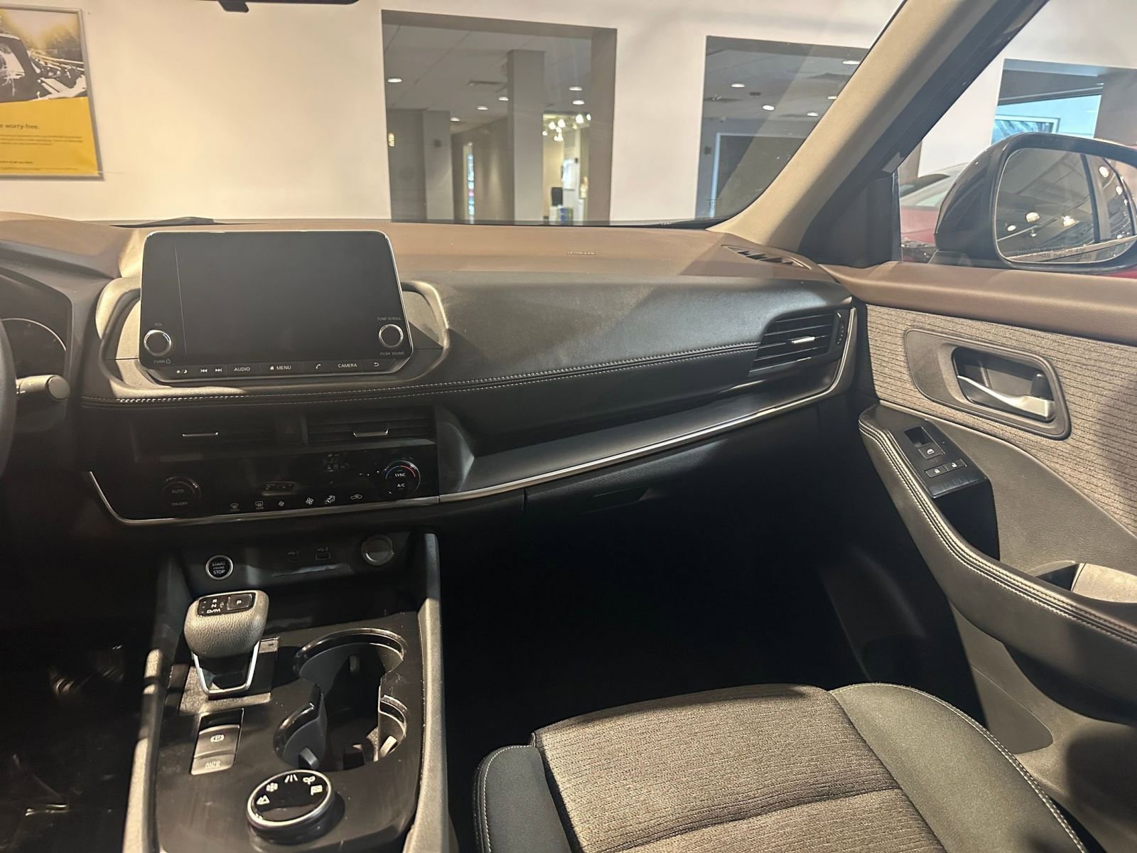 Thumbnail: 2023 Nissan Rogue - 35