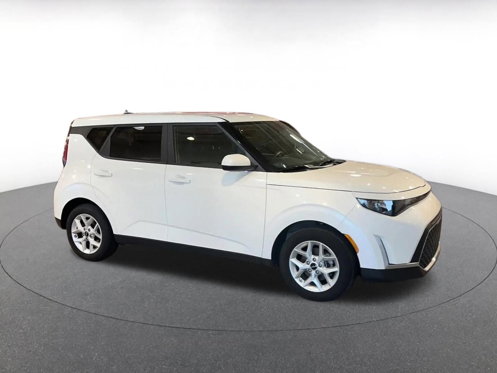 Thumbnail: 2025 Kia Soul - 2