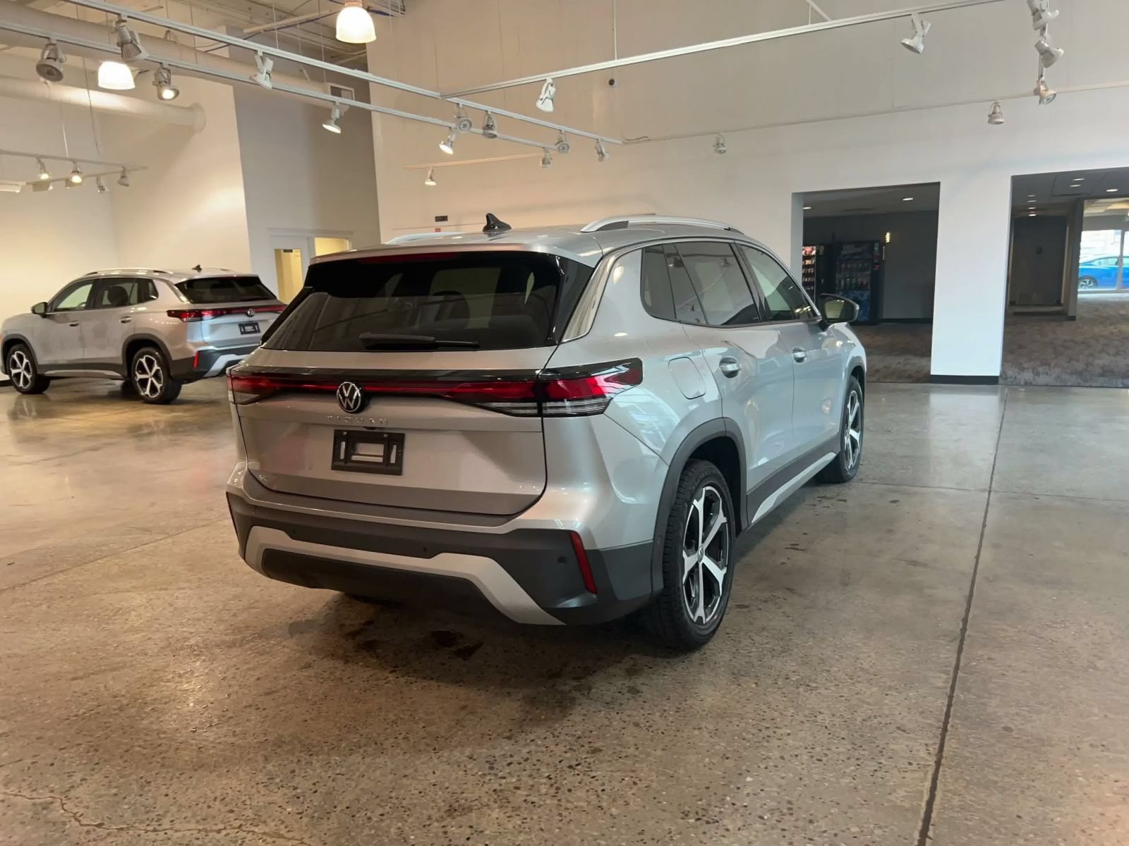 Thumbnail: 2026 Volkswagen Tiguan - 13
