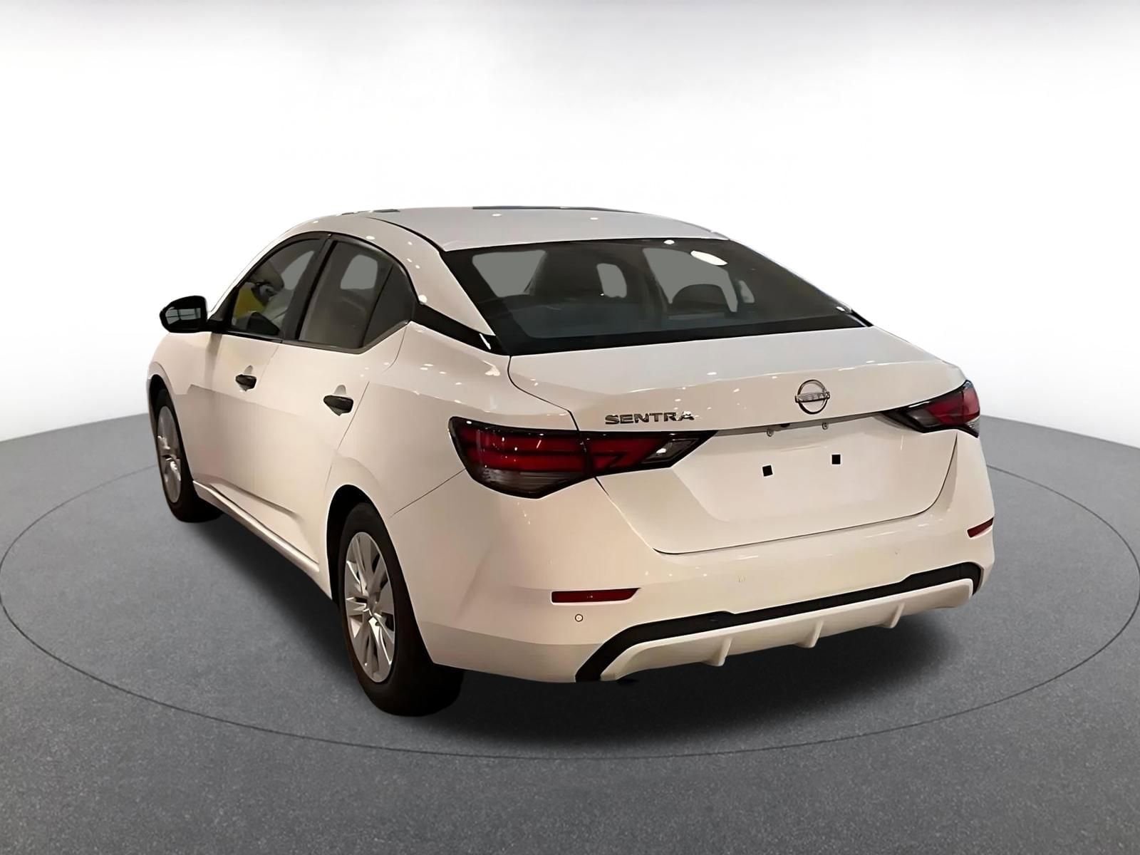 Thumbnail: 2025 Nissan Sentra - 11